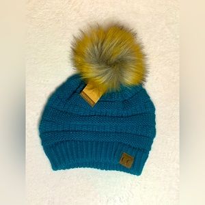 Beanie with a puff